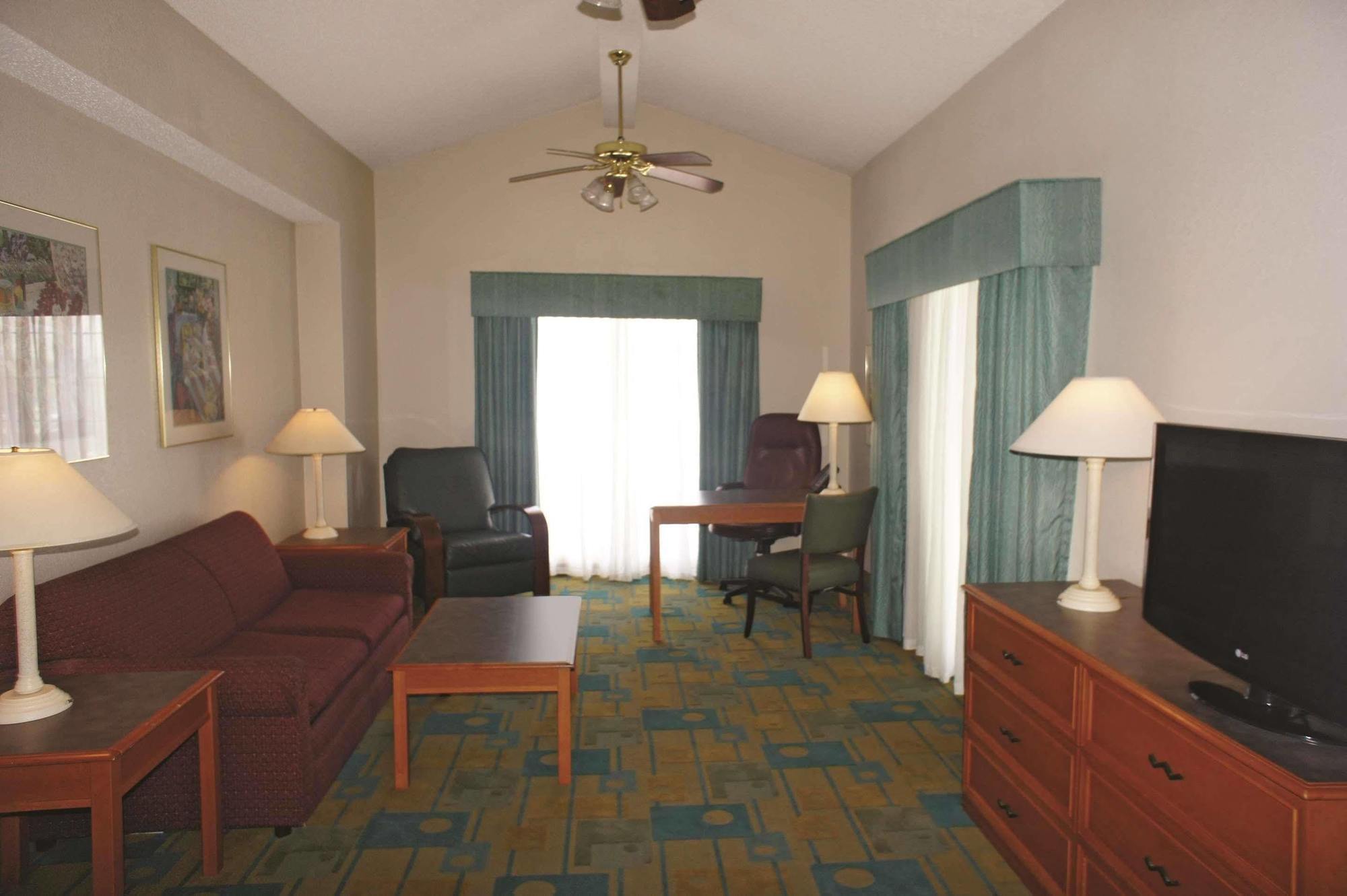 Baymont By Wyndham Fort Myers Central Exterior foto